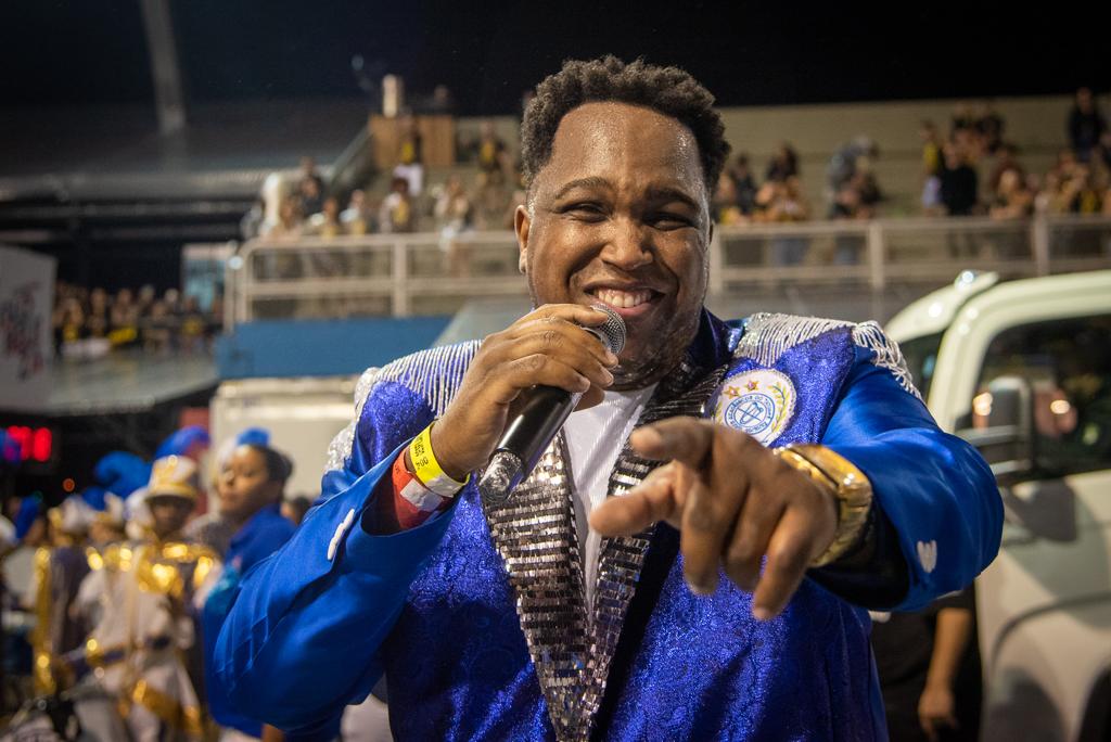 Celso Modi no desfile de 2020 da Acadêmicos do Tatuapé. Foto Alex S